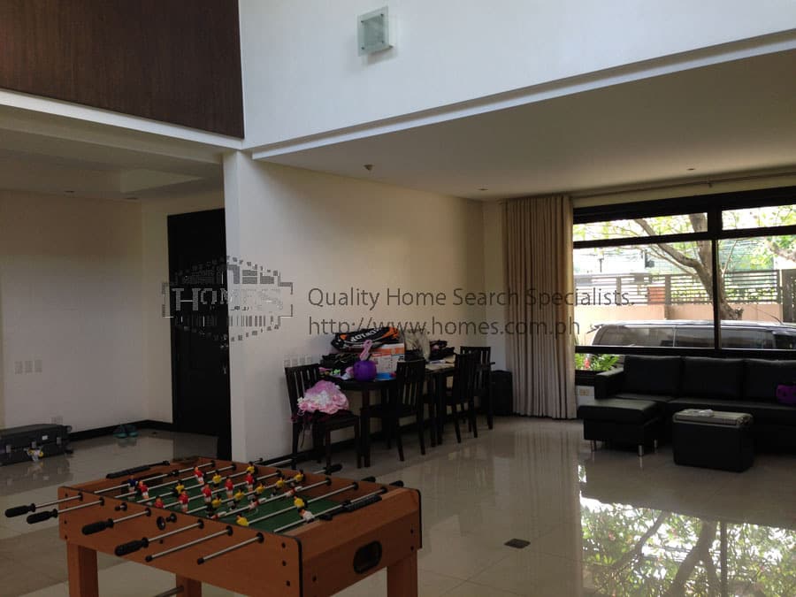 Competitively priced modern 2-storey - photo 5