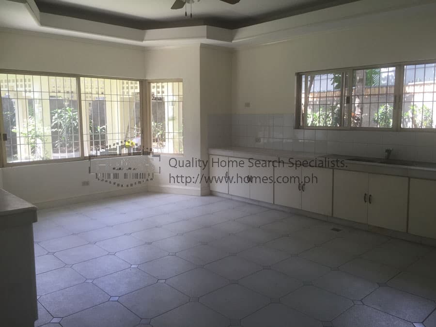 Spacious 2-storey - photo 4
