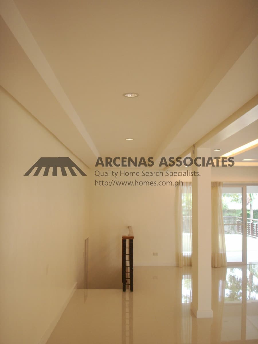 Modern and exquisite split-level - photo 5