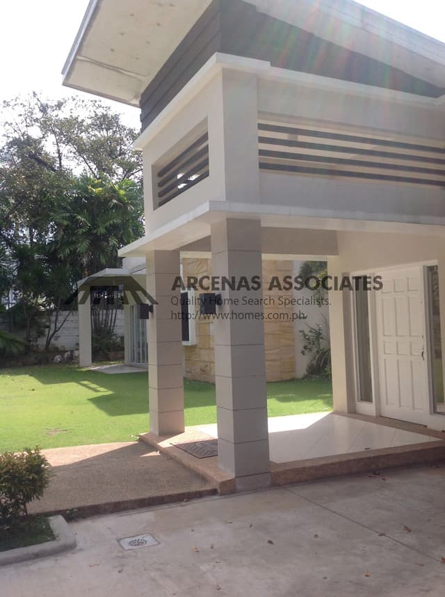 Modern and verdant 2-storey - photo 2