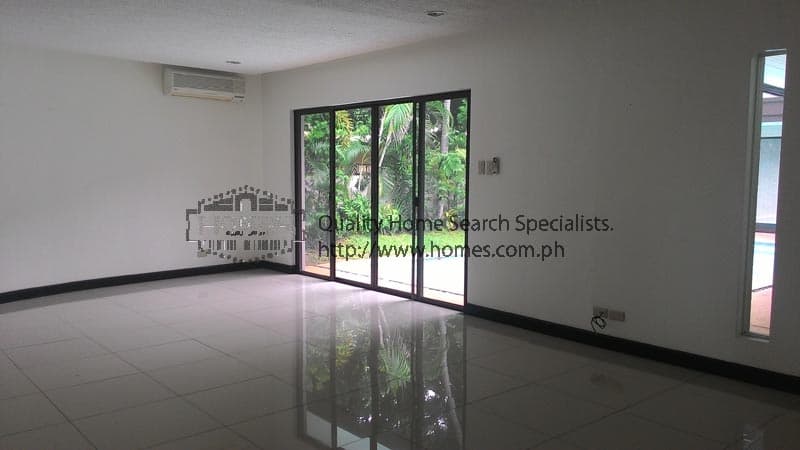 Desirable 2-storey corner house - photo 2