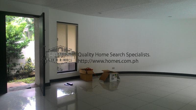 Desirable 2-storey corner house - Dasmarinas Village, Makati - photo 1