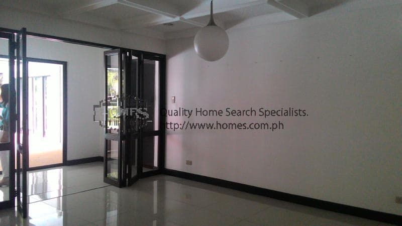 Desirable 2-storey corner house - photo 5