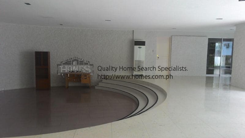 Retro corner house - photo 4