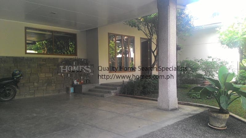 Wood framed bungalow - photo 3