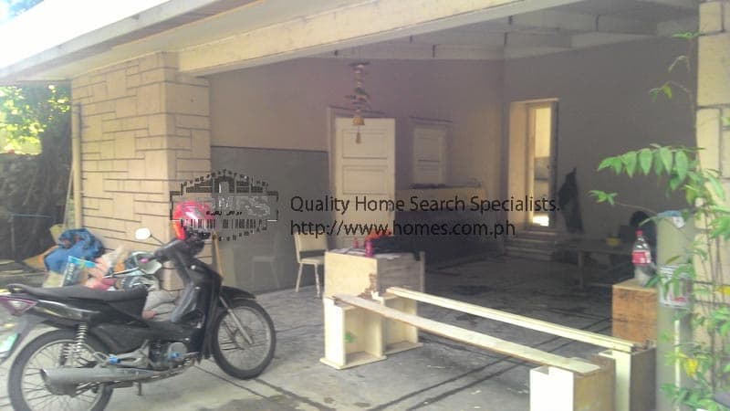 Extensively renovated bungalow - photo 2