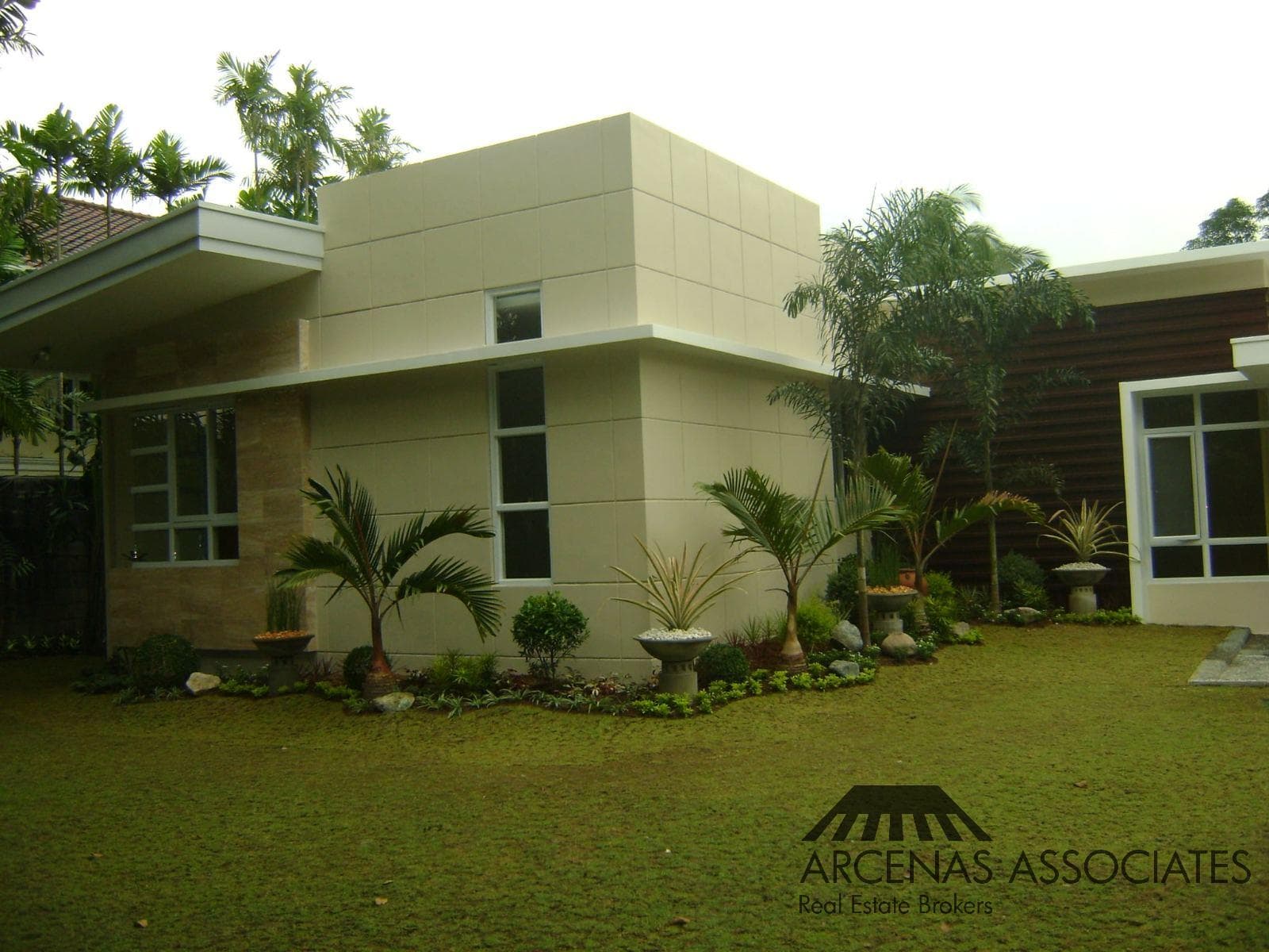 Tropical Modern Home with Pool and Garden - Forbes Park, Makati - photo 1