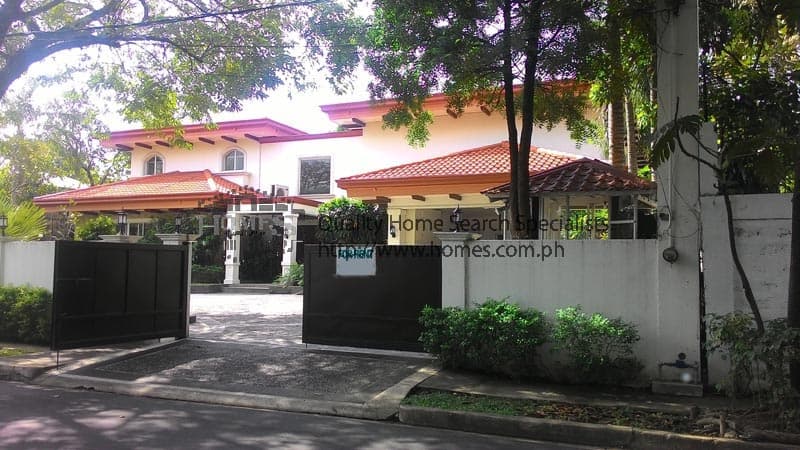 Classical spacious 2-storey - Dasmarinas Village, Makati - photo 1
