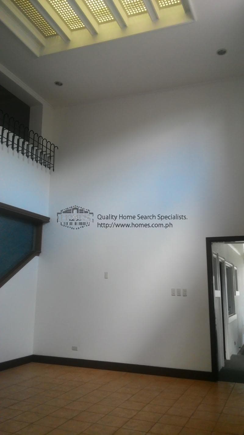 Classical spacious 2-storey - photo 5