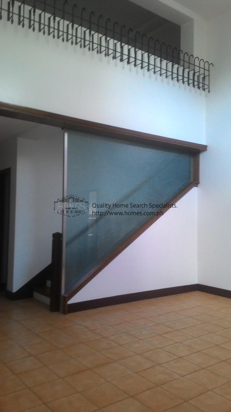 Classical spacious 2-storey - photo 4