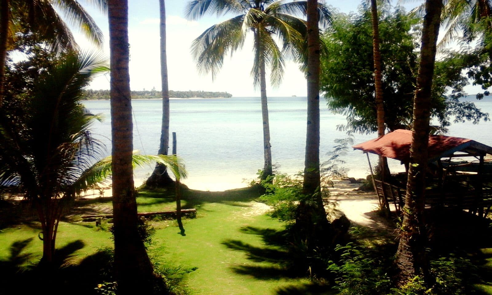 Beach Front Property - Siargao, Outside Metro Manila - photo 1