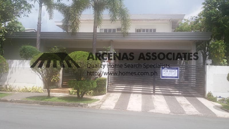 Clean and bright 2-storey - Dasmarinas Village, Makati - photo 1