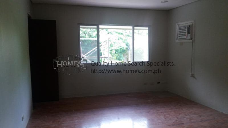 Well Maintained and Large garden 2 storey - photo 5