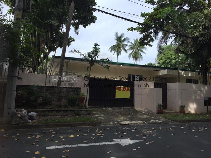 Modern and Elegant 5 Bedroom - Forbes Park, Makati - photo 1
