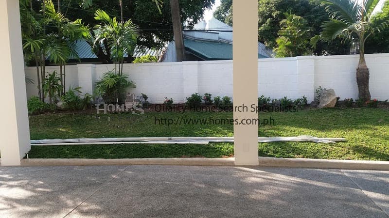 Homey Bungalow - Urdaneta Village, Makati - photo 1