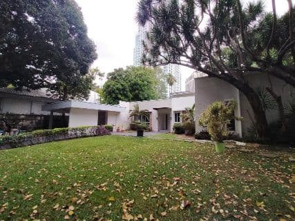 Modern and homey bungalow - photo 2