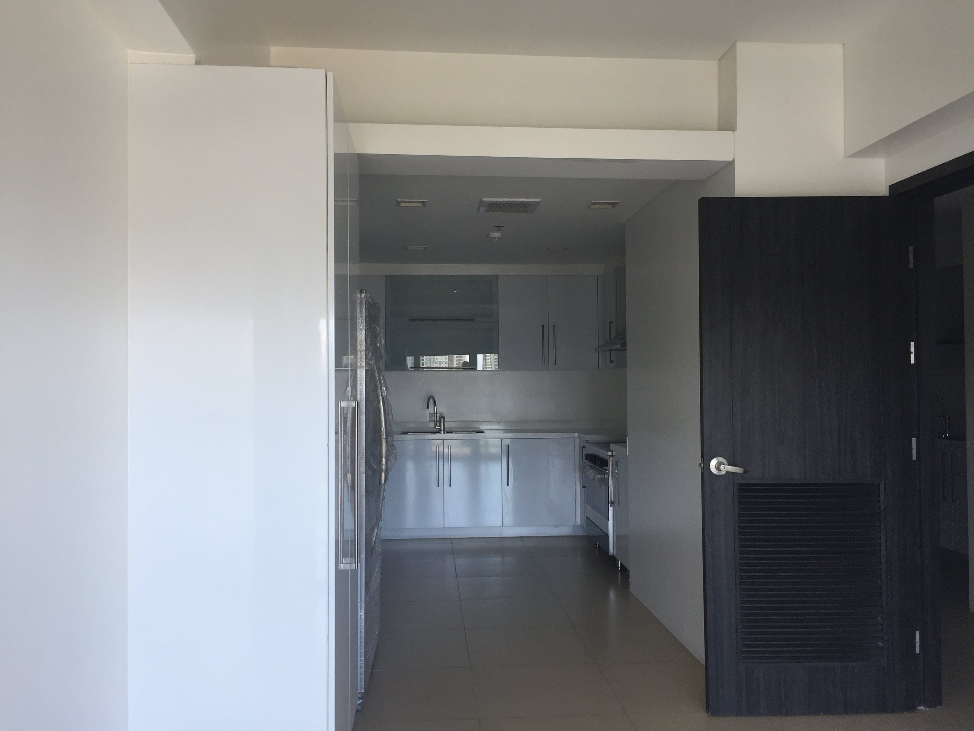 Neat and elegant 3-bedroom unit - photo 3