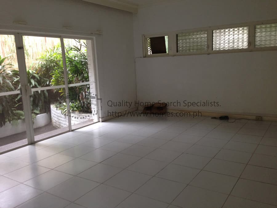 Classic two-storey and split-level - photo 5