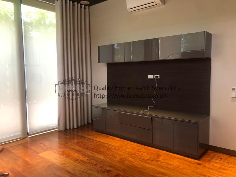 Top Shelf Modern Two Storey - photo 5