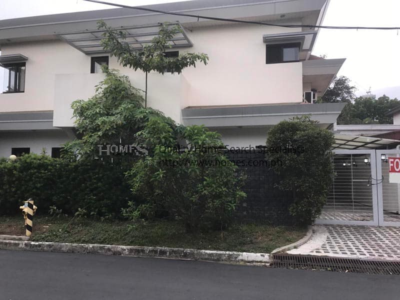 Neutral and Elegant SIngle Detached House For Rent - San Lorenzo, Makati - photo 1