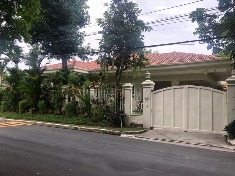 Relaxed and Calm Bungalow - San Lorenzo, Makati - photo 1