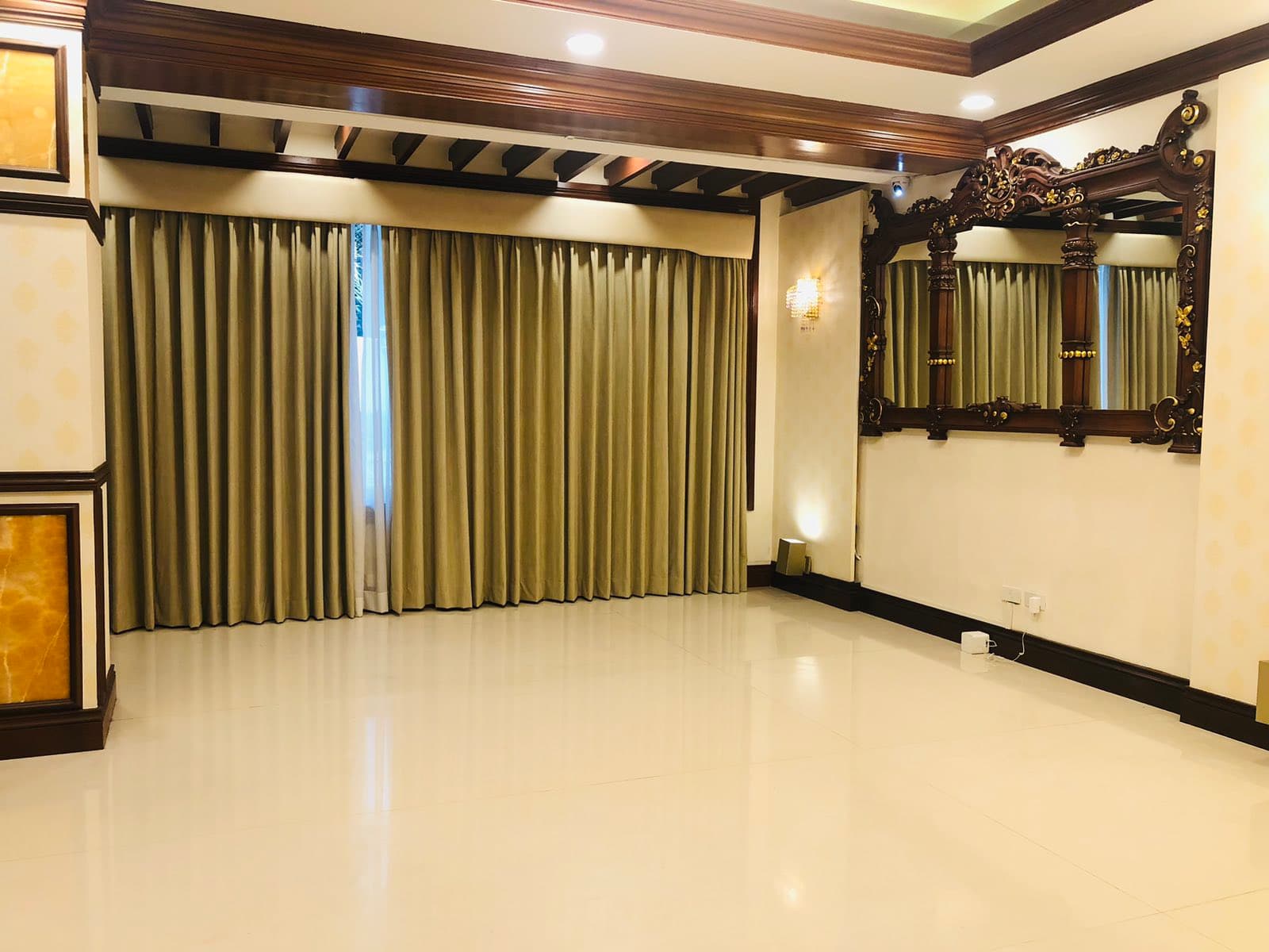 Neoclassical Two Storey - photo 5