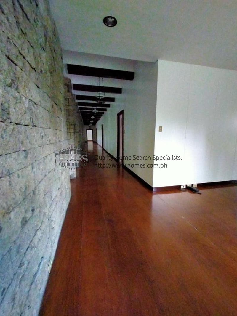 Spacious 2-Storey House - photo 4