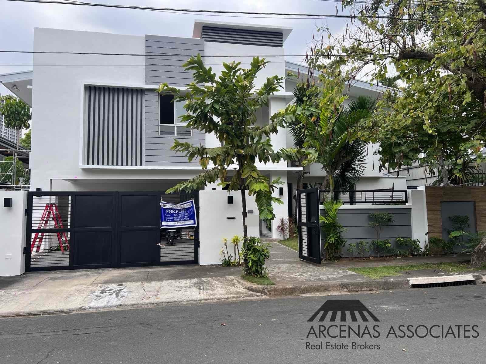 Well spaced modern Two Storey - Dasmarinas Village, Makati - photo 1