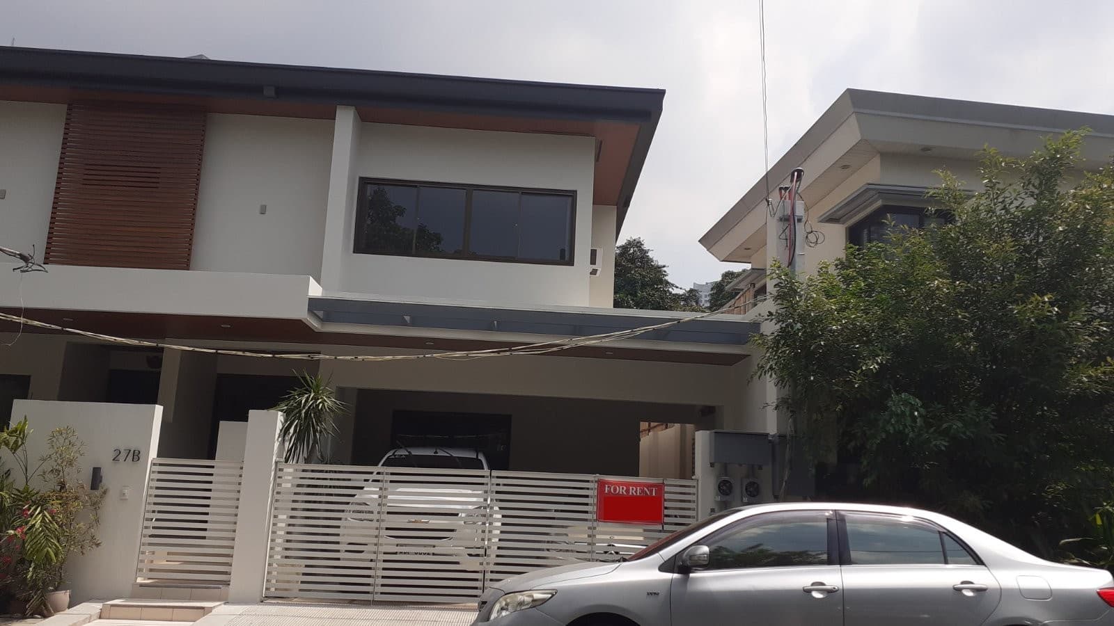 2-Storey Duplex House - San Lorenzo, Makati - photo 1