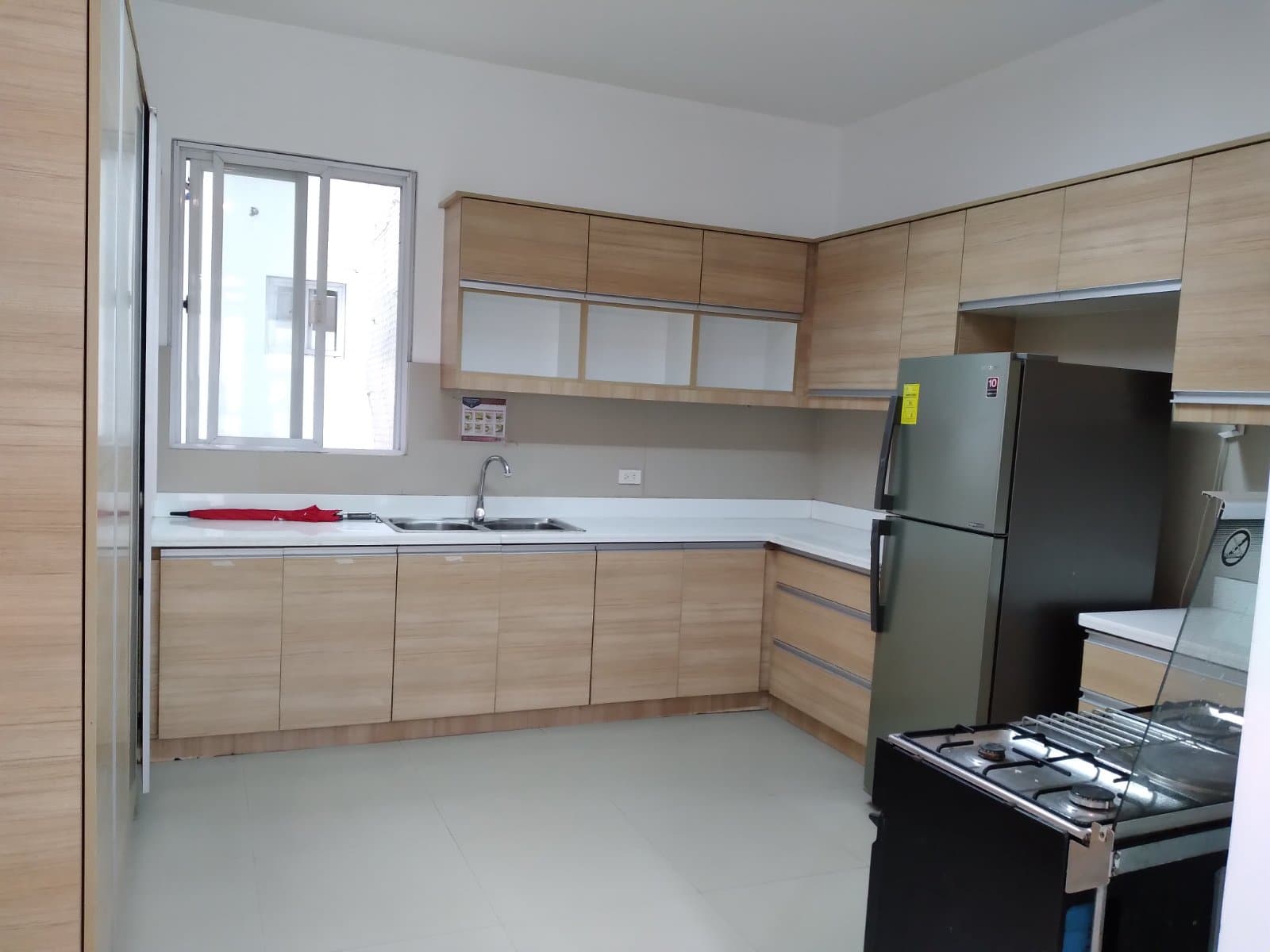 Modern 2-Storey - photo 3