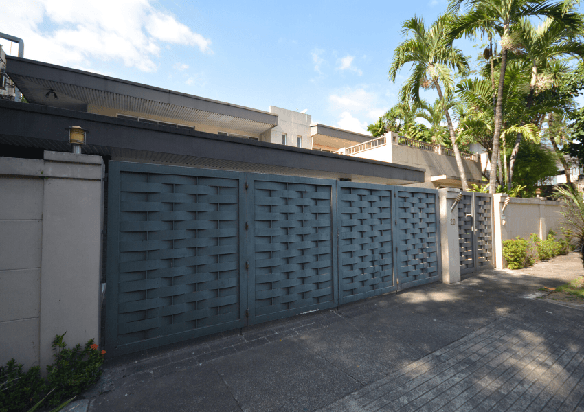 Spacious 2 Storey House - Bel Air, Makati - photo 1