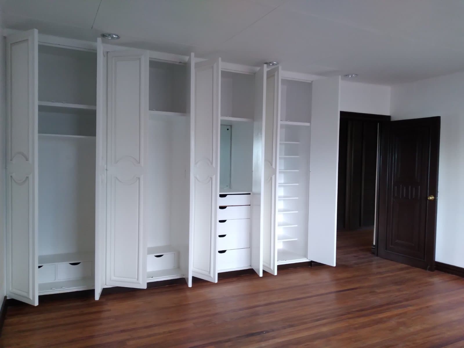 Classic 2 Storey House - photo 5