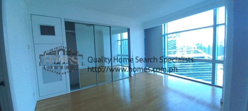 Spacious 3 bedroom unit - photo 4