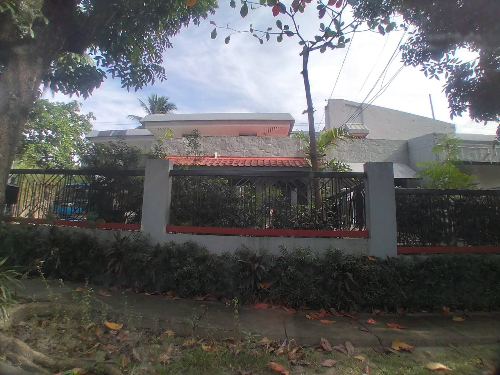 Newly Renovated House - photo 2