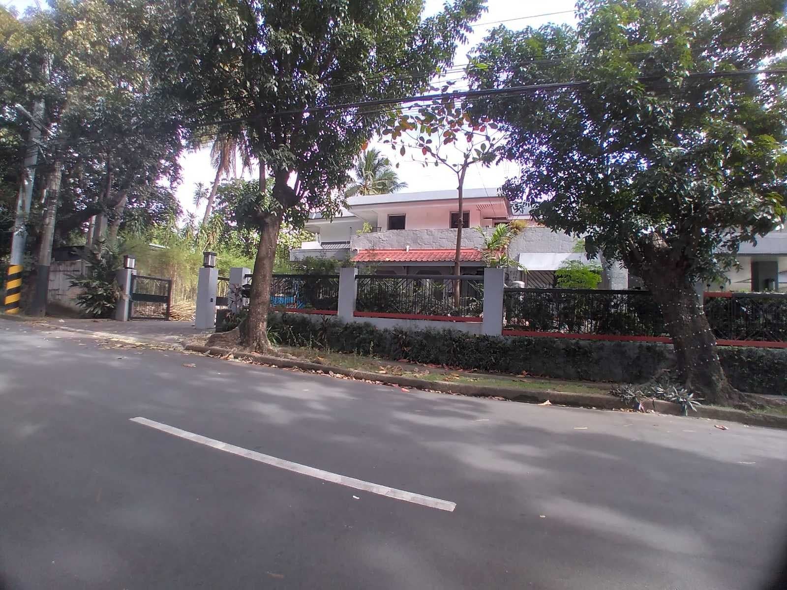 Newly Renovated House - Urdaneta Village, Makati - photo 1