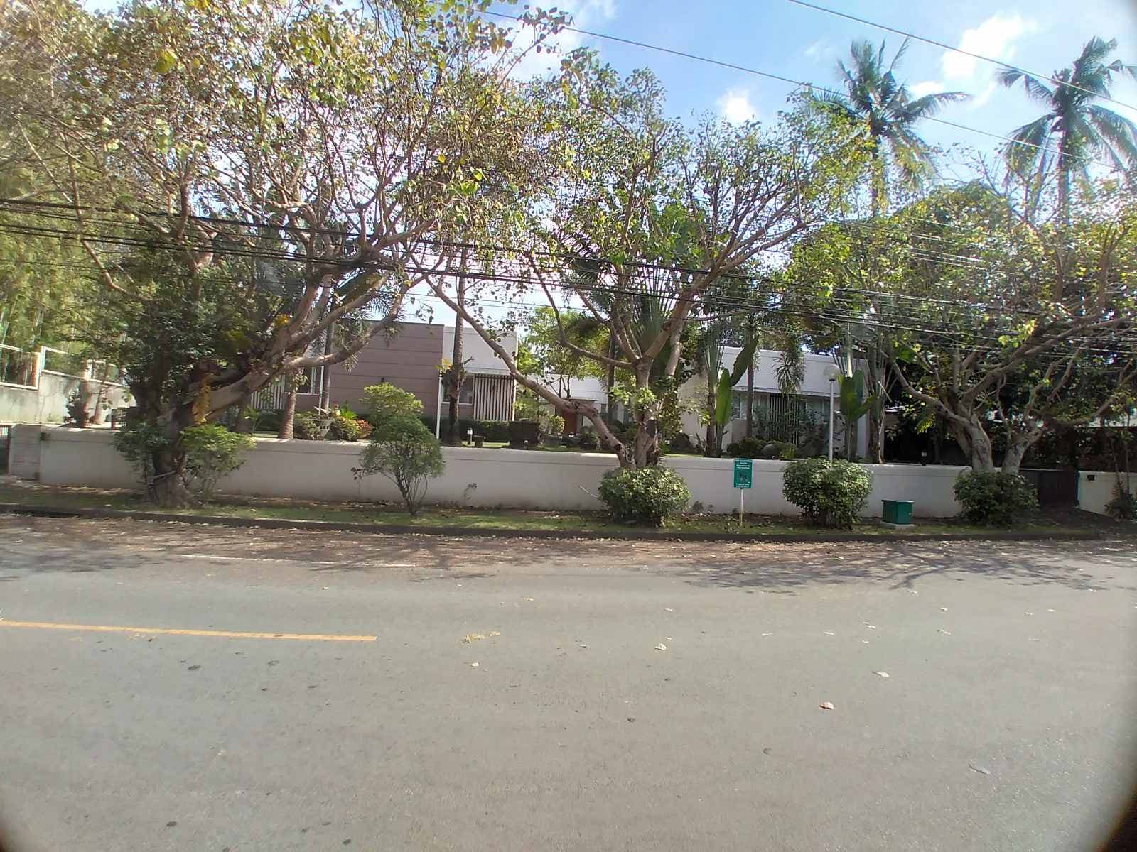 Modern and stately bungalow - photo 2