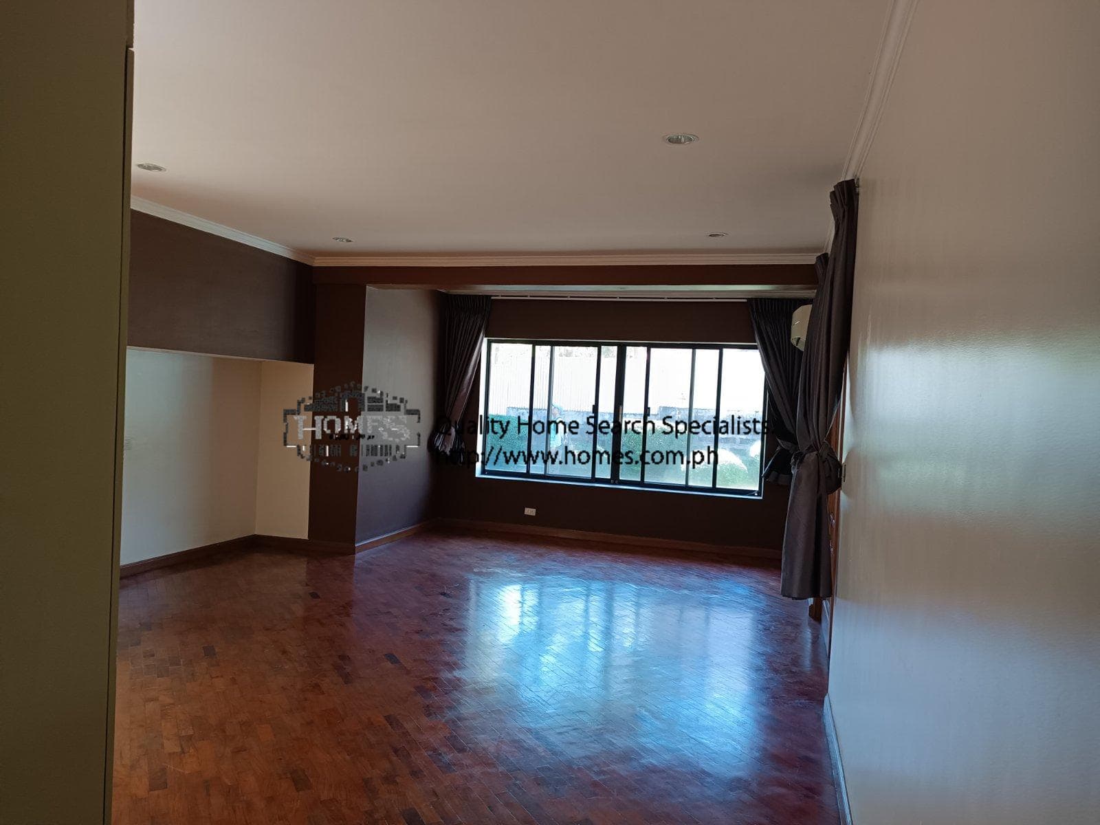 2 Storey House in Ayala Alabang - photo 3