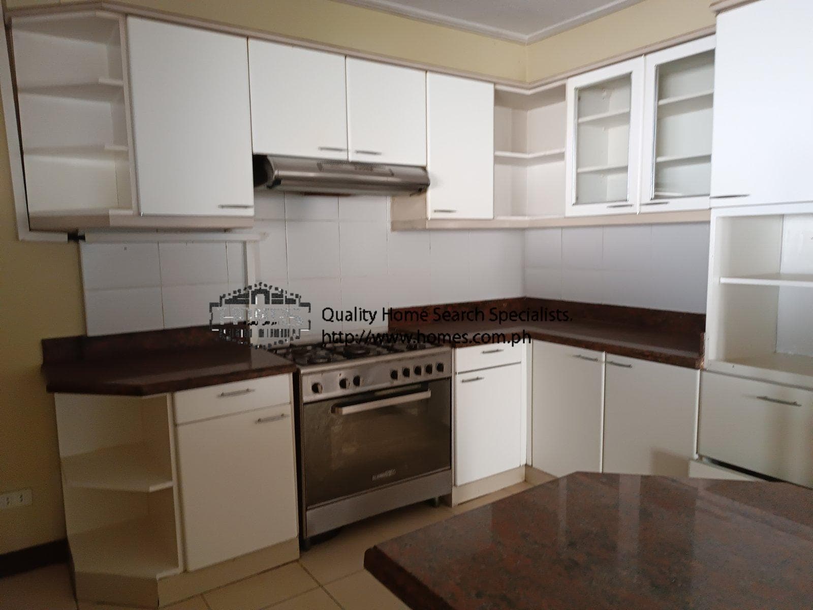 2 Storey House in Ayala Alabang - photo 5