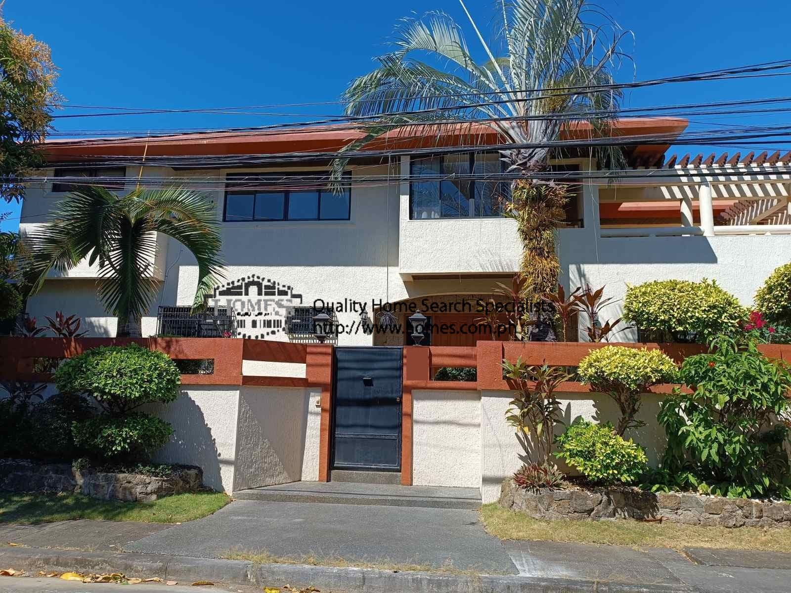 2 Storey House in Ayala Alabang - Ayala Alabang, Makati - photo 1